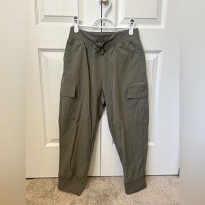 Willit Ladies Pants ~ size Small